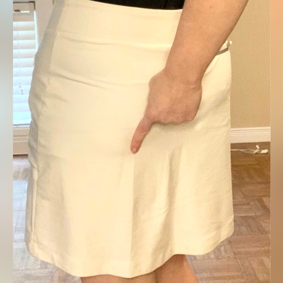 Nike Golf (or Running/Tennis) Skort - SM - Picture 6 of 6